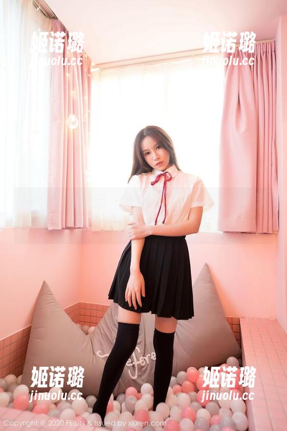 Feilin嗲囡囡-王婉悠Queen Feilin嗲囡囡 - 王婉悠Queen的万圣节写真,最终还是转向了糖果与鬼影!