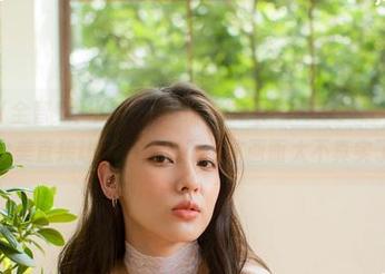 当G.su(全智秀)出手，LEEHEEEXPRESS-LEHF的无圣光之美直接让图包都犯疑：这画面太不真实了吧！