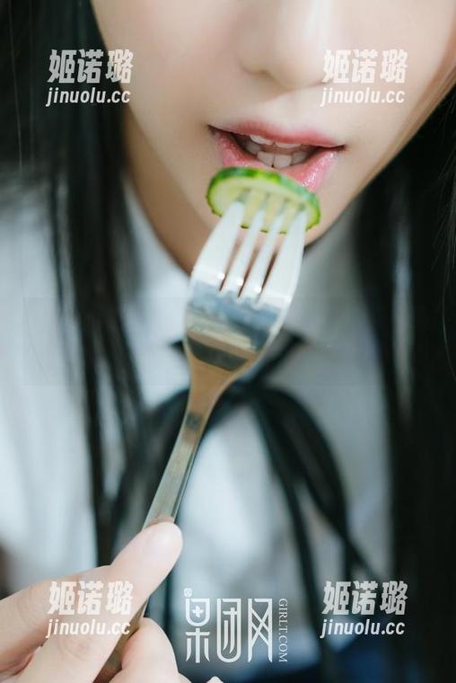 GIRLT果团网 - 张琳熙的黑丝图集，难道是服饰界的新宠？
