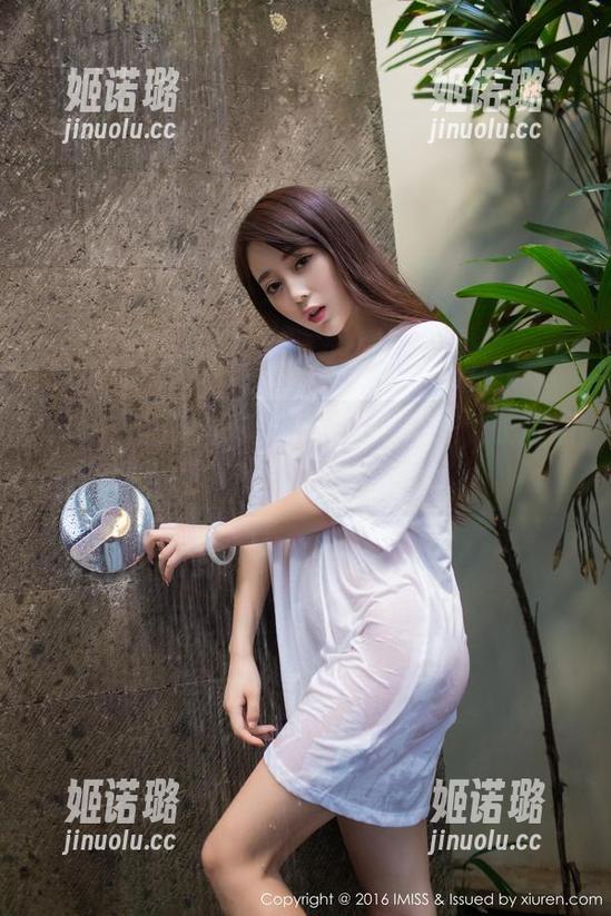 IMiss爱蜜社 - Winki丝姬在线，长腿图集让人感觉腿在说话？！