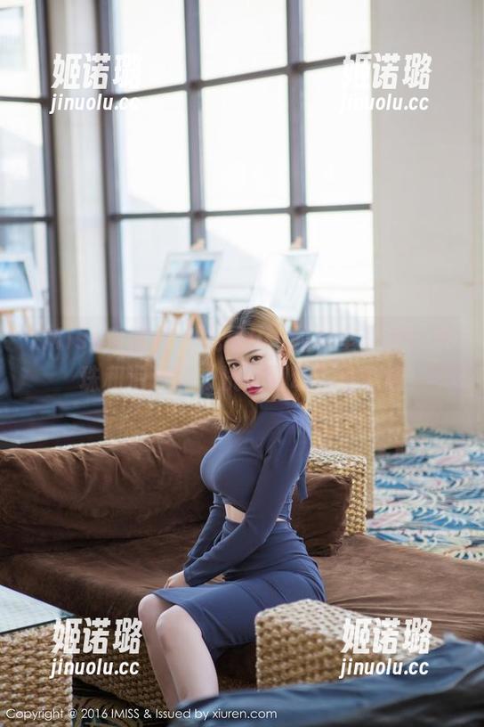 IMiss爱蜜社-九尾Ivy IMiss爱蜜社 - 九尾Ivy的浴室写真:水珠和泡沫的“洗澡互动”小剧场