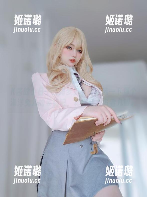 K酱的小日子：海梦兔女郎精选一下那个海洋兔儿的姿势吧，真得让人多看几眼。