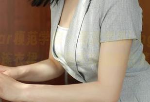MFStar模范学院 - 看我穿着lingyu69的连衣裙，试图不摔倒的合集！