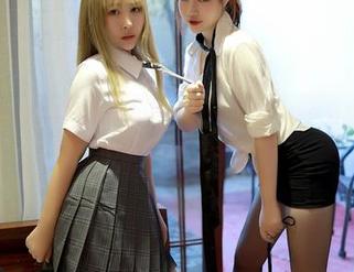 MFStar模范学院 - 艾莉Evelyn的美足写真集：没想过会对脚产生这么多情感…