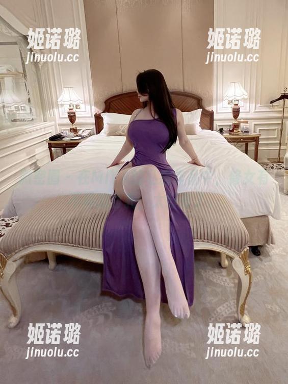 MIYA 微密圈 - 在MIYA的私房作品中,修女有不同的面孔,太好奇了。