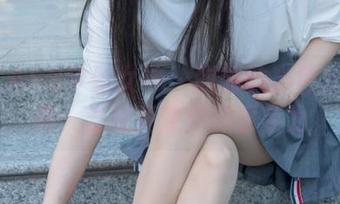 MSLASS梦丝女神 - 甜甜的彩色丝袜脚指：当写真变得肆意妄为