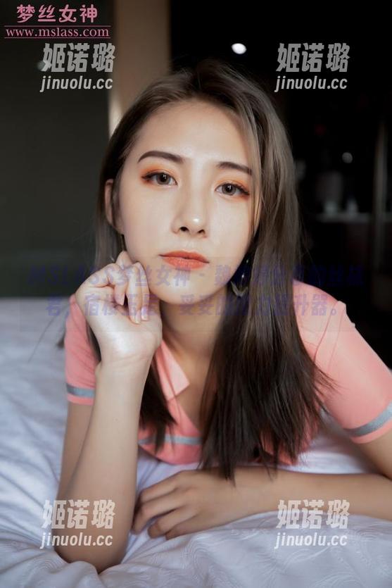 MSLASS梦丝女神 - 魏婷婷分享的丝袜君，宿楼玉足，妥妥的撩力提升器。