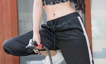 MiStar魅妍社 - 李梓熙的白色写真：最新图库中，连白色都显得十分撩人！