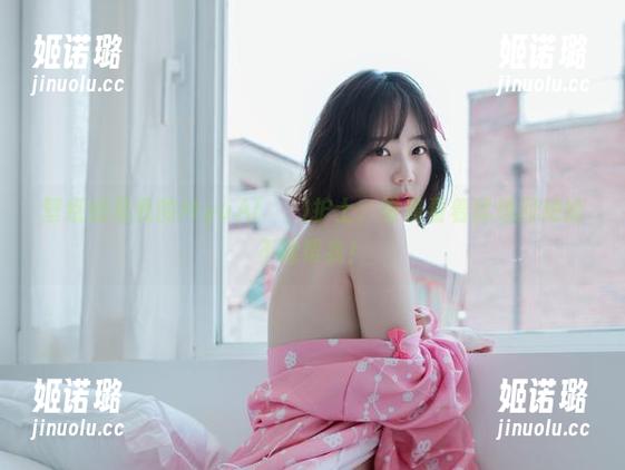 壁纸都是我的MyuA(뮤아)护士：看着看着就想问她能不能帮我！