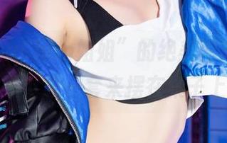 “PoppaChan姐姐”的绝美图集，你确定不下载一套来摆在桌子上？