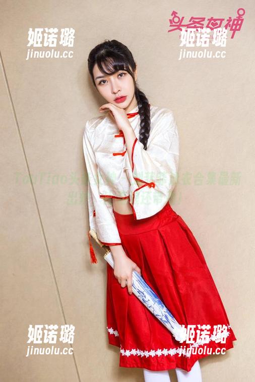 TouTiao头条女神-刘菲菲 TouTiao头条女神 - 刘菲菲泳衣合集最新出炉,比海浪还带劲!
