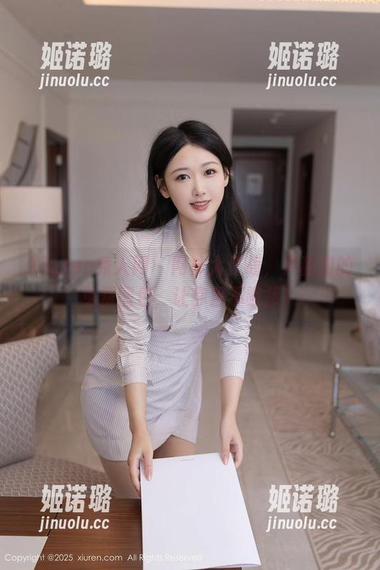 Xiuren秀人网 - 网袜大作战，尹甜甜的免费图包，让你目不暇接！