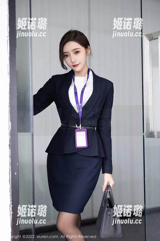 Xiuren秀人网 - 游泳还是拍照？柚子178给你答案，图包已备好