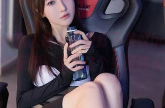 Xiuren秀人网 - 赶快打开颖仪baby的高清自拍图册，看看这个美丽的小宇宙！