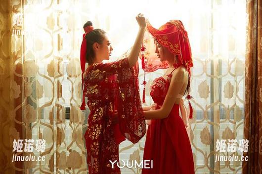 YouMi尤蜜荟 - 潘琳琳用旗袍写真引发的联想——我该去找找那本久未翻阅的诗集了。