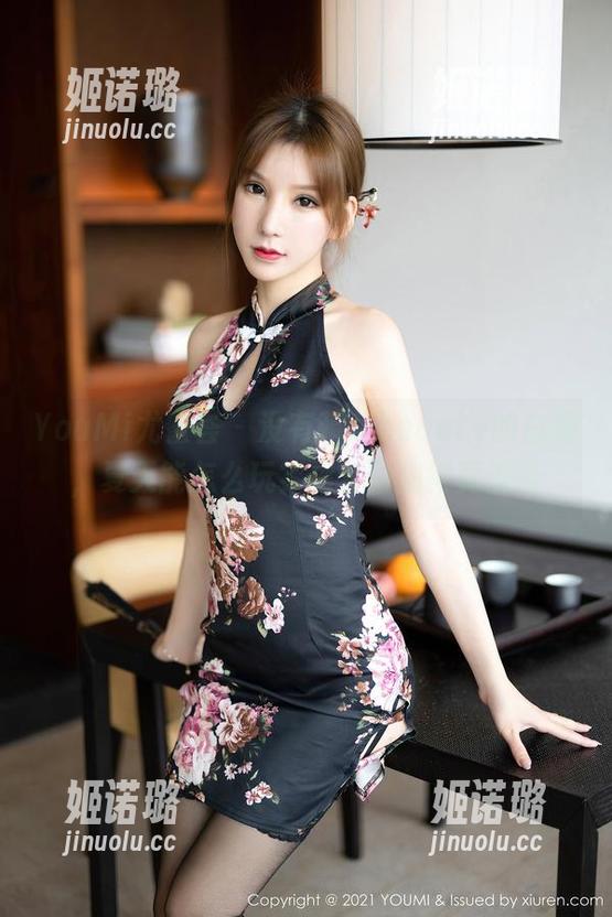 YouMi尤蜜荟-菲儿beauty YouMi尤蜜荟 - 没有菲儿beauty的白裙,夏天能怎么玩?把套图拍得真香啊