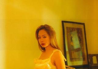 partycat轰趴猫 - 新鲜出炉的写真，猫妈和她的花嫁梦，在画面里拼凑记忆。