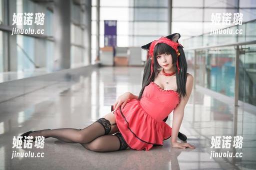 w黑米粥w w黑米粥w的女仆内衣风暴:原图让人心动