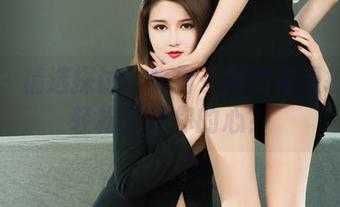丽柜 - 精选探讨：为何子晴的裸足摄影能轻松击中你的心？