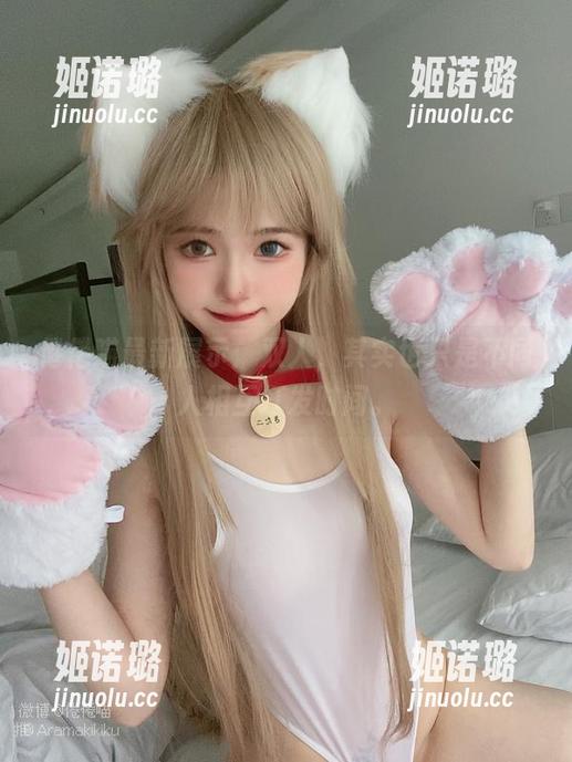 倦倦喵最新展示：双人，其实也只是不同人相互打发时间。