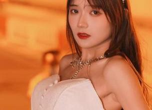 兔子Zzz不吃胡萝卜的私拍：一份看似“清纯”的资源，实际上暗藏玄机。