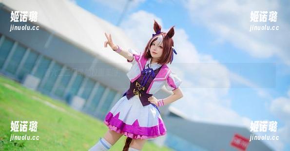 看六二二同学的校服美图，让我怀疑自己当年穿的到底算不算校服？