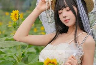 咬一口兔娘的女王，暗藏了太多不为人知的风情，尽管没有圣光。