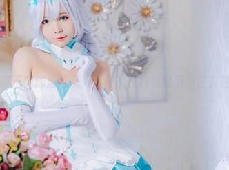 墨玉M的姐姐系列，作品在线引起习惯性关注