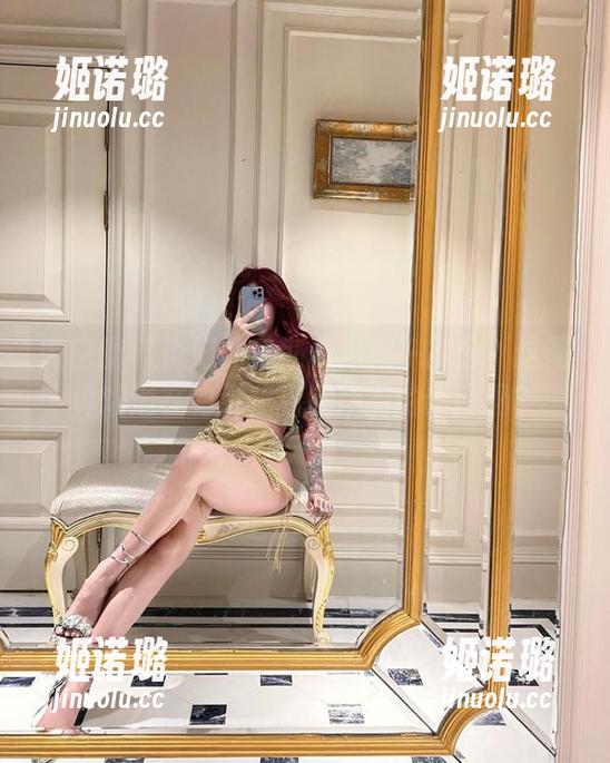 微密圈 - 说好的奈斯希希第一部分？这写真难道在勾引我看完所有的套图吗？