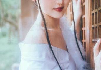 微密圈 - 枅浮在水面，浴缸中的好H好女杀手，被拍下的那一瞬。