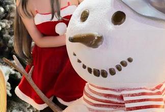 定制作品与妍子坚不可摧的镜头：浴缸里的微妙情愫