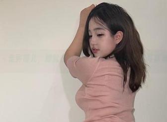 微密圈 - 走到哪儿，脚就在哪儿——小u优优子美足写真集原图！