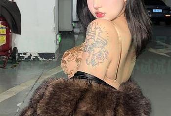 微密圈 - 在线偷偷看小优优子，写真里的日常就是那么轻松自然，不试试吗？