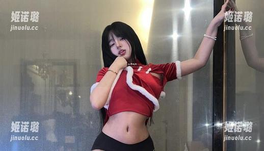 小优优子 微密圈 - 来自小优优子的私拍合集:这貂皮大衣我也想要一件