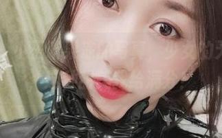 微密圈 - 小玉吃果冻的写真，少女的无限可能，这种甜美我给满分！