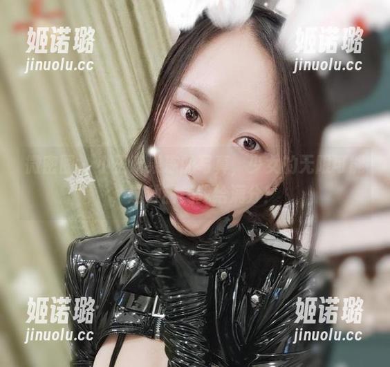 微密圈 - 小玉吃果冻的写真，少女的无限可能，这种甜美我给满分！