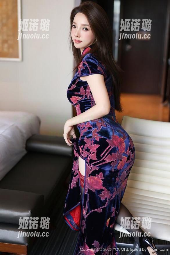 尤蜜荟-樱小白baby 尤蜜荟 - 随樱小白baby旅行的写真:原图也能带点儿戏弄风