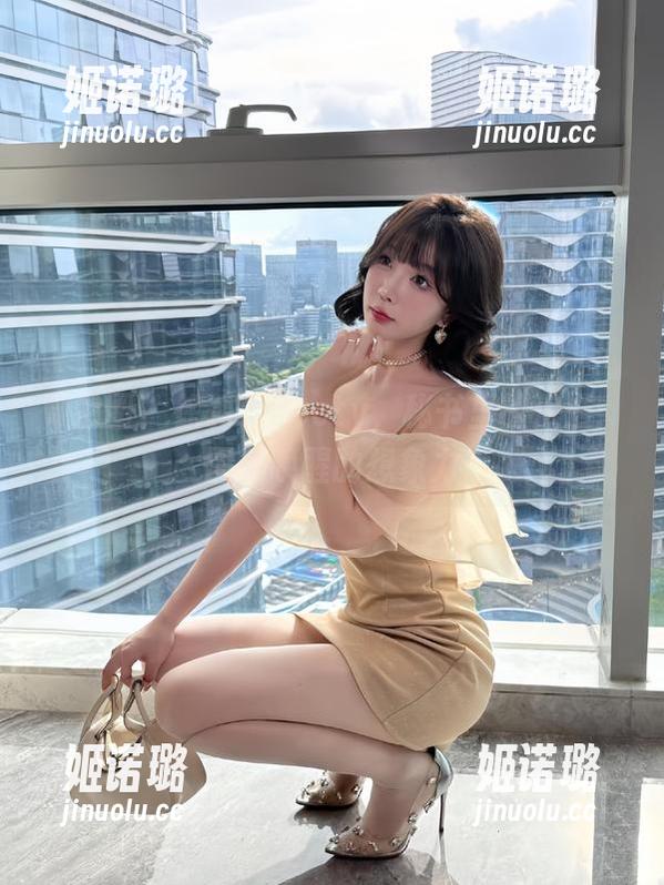 微密圈 - 徐莉芝Booty，秘书里的浪漫：图集唤醒的想象力