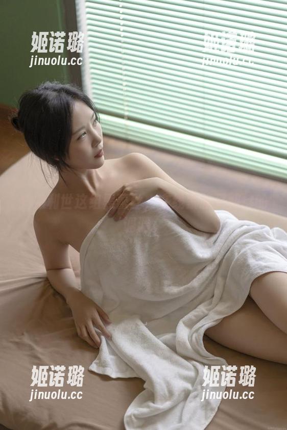 抖娘利世 抖娘利世这组黑蕾丝,在线紧张又期待的调调。