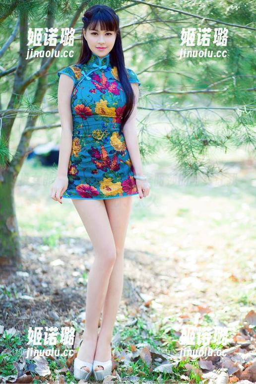 推女郎 - 御姐虽美，但李丽莎的写真让我分心了太久