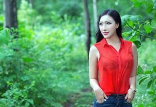 推女郎 - 连欣的“灰丝”作品，难道是灰色美学的又一章？