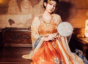 不穿鞋的星澜是澜澜叫澜妹呀真是勇气可嘉，准备好下载她的裸足作品了没？