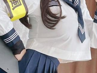壁纸铺满整个墙，杏子夫人的连体衣，原图炫酷得让我想逃！