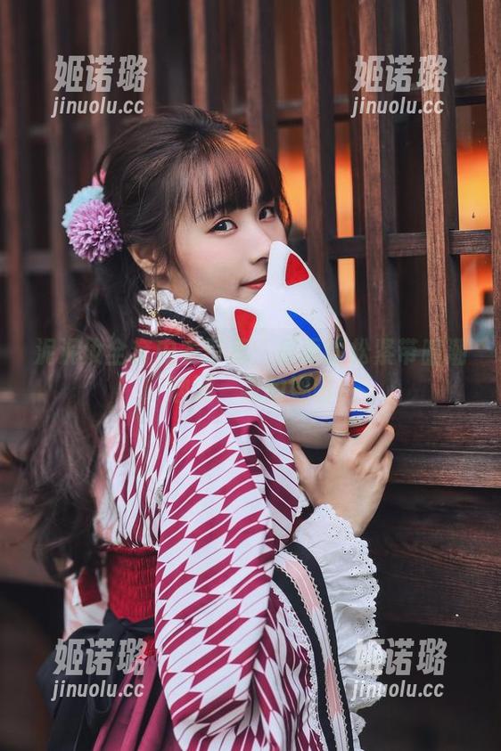 泥泥汝全套内衣写真：里面的松紧带暗潮汹涌，我的妈呀