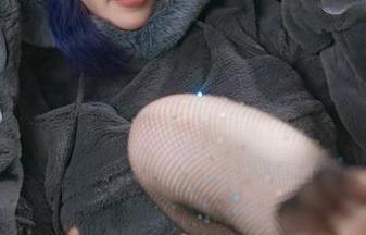 在狐洛洛子的教室里，套图精选如同放飞自我！