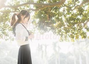 在线从祖木子的白丝蕾丝合集中提取令人心跳的小片段，而且totally不想离开！