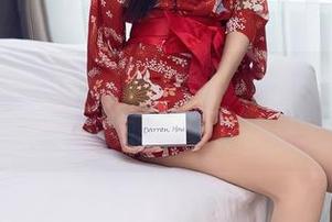 秀人网 - 一图一乐，你没看错，奶e豆的秘书路线！