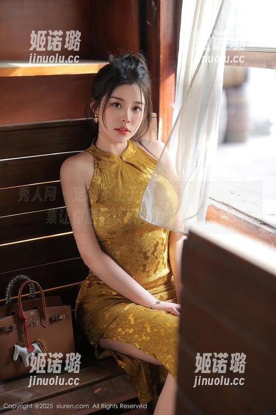 秀人网 - 定制不止于此，李丽莎的运动图集让你重新认识她的坚持与韵味