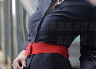 秀人网 - 西希白兔的校服高清作品，这画面唤起了些不一样的回忆。