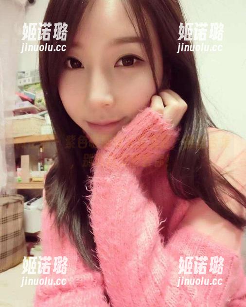 微密圈 - 紫色哒豚豚又来发狂：黑丝合集，别说我没警告你！